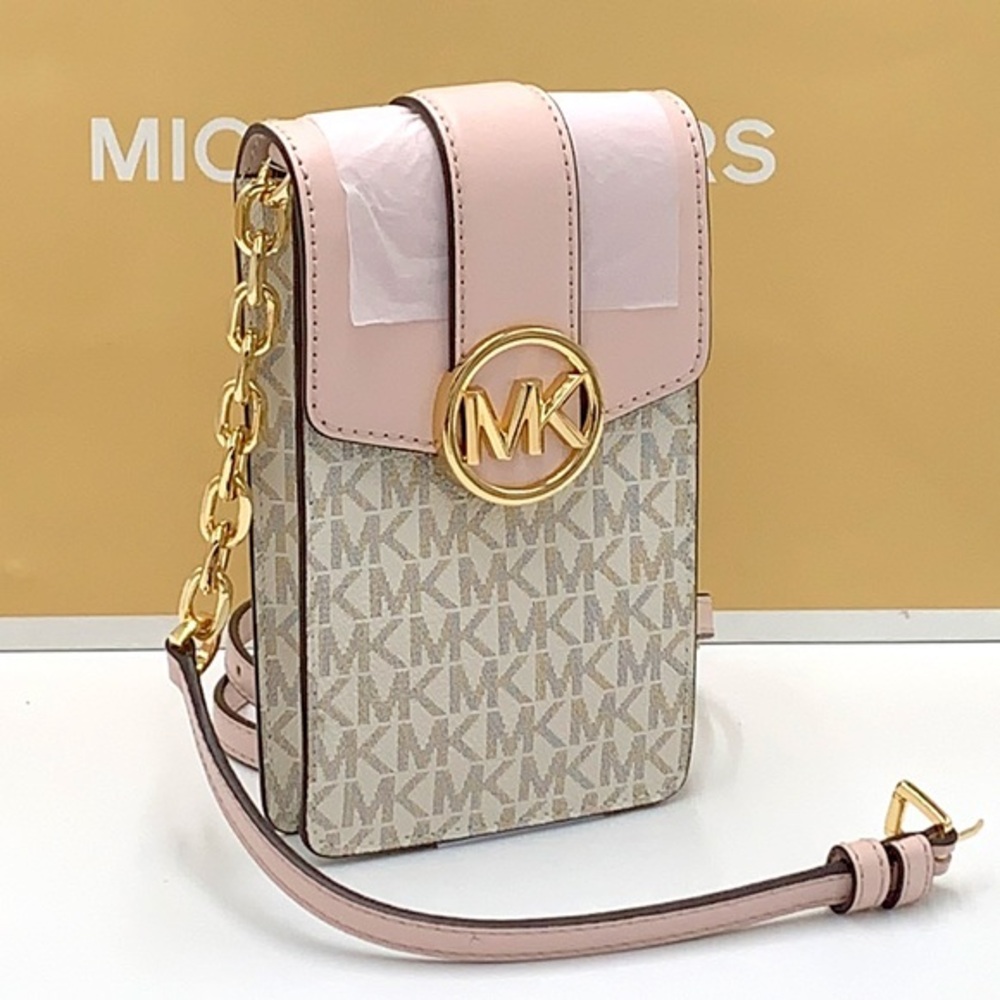 NWT Michael Kors Carmen Small NS Logo
Smartphone Crossbody VANILLA/PINK COLOR